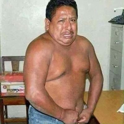 Eltiochimiro's profile picture. Bienvenido a este perfil que es irreal y grosero