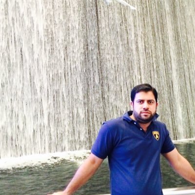 Zeeshn4's profile picture. 