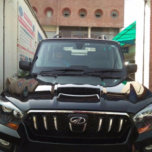 A world class detailing center having state of the art technology to give the right shine and flavor to your car.
Visit us if you want to pamper your car!