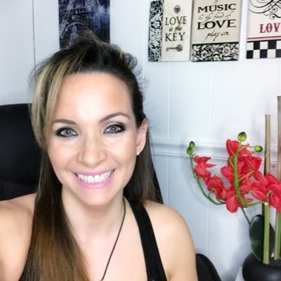 Psychic love readings, Over 30 yrs EXP, Helping people from around the world get answers.Specializing in soulmates. https://t.co/n2ZTMub4Bj