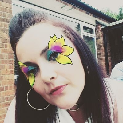 chell32mah's profile picture. 