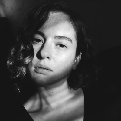 gabi_holland_'s profile picture. Snitches get stitches.