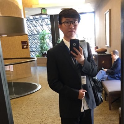 Yu38215544's profile picture. Hello World