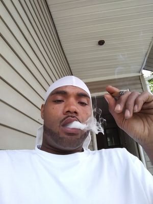 WillUruguayuwr's profile picture. Music /song writer but above all im and artists