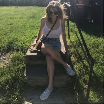 Hannah_m_violet's profile picture. forever retweeting jlotts tweets