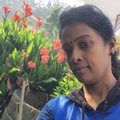 vanathirani's profile picture. Smile always