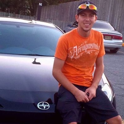 Shorty_Bro's profile picture. Fortnite: SKIPTIC
Apex: SKIPTIC