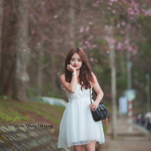 안녕하세요 여러분, 저는 김지영입니다. 저는 여행을 좋아하고 나라의 문화에 대해 배우고 싶습니다. 저는 정말 유튜브 채널을 통해 뉴스를보고 싶습니다.😊😊s
