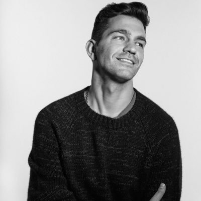 The Official @andygrammer Team Twitter. Check out https://t.co/4pIEOlU7A0 for upcoming events. Questions about #AGTourCrew? andygrammertourcrew@gmail.com