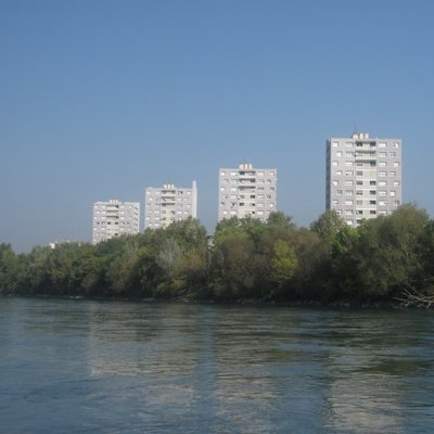 Stjeanvilleurbanne On Twitter Dit Grandlyon Tu Es En Train De Faire Pousser Un Batiment Modulaire Rue Des Jardins C Est Pour Y Faire Quoi Villeurbanne Ericdesbos Rllung Jeanpaulbret Https T Co Zezox7guul