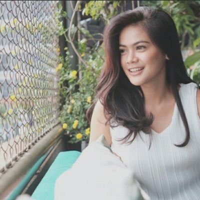we love ka @indahindriana ❣ ||
IG: indahlova_ofc / JoinLine: IndahLova_ ||👉ORANG KETIGA As DESI : Setiap Hari diSCTV pkl 21.30wib 📺