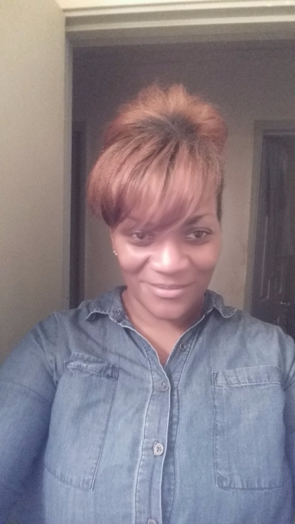 qnotes_music's profile picture. 