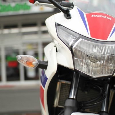 やまだ 先日納車されました エンストばっかしてる初心者ライダーですがよろしくお願いします Cbr250r 初心者ライダー 高校生ライダー バイク乗りと繋がりたい Honda