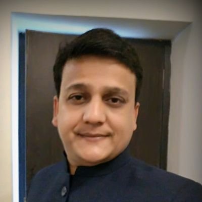धीरे-धीरे रे मना, धीरे सब कुछ होय,
माली सींचे सौ घड़ा, ॠतु आए फल होय।
