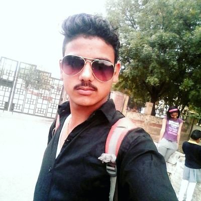 hindu_rss's profile picture. बारिश की एक बूंद तूफ़ान की तुलना में क्या है ?
एक विचार मन की तुलना में क्या है ?
हमारी एकता आश्चर्य से पूर्ण है,
जो तुम्हारा छोटा व्यक्तिवाद 
धारणभीनहींकरसकताहै