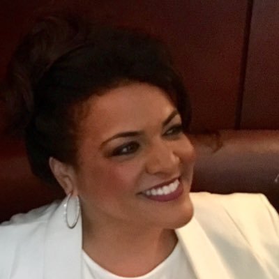 20 yr TV journalist now #MediaRelations manager. Raised in Canada, grew up in Virginia, living in DC. #Ram #Wahoo #LuckyAunt #SwissyMom #LovingLife
