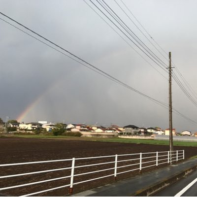 ট ইট র ログアウトします 最近本当に好きなaimerさんの似顔絵 ペン入れ完了 色塗るの頑張る Aimer イラスト アナログ 絵描きさんと繋がりたい