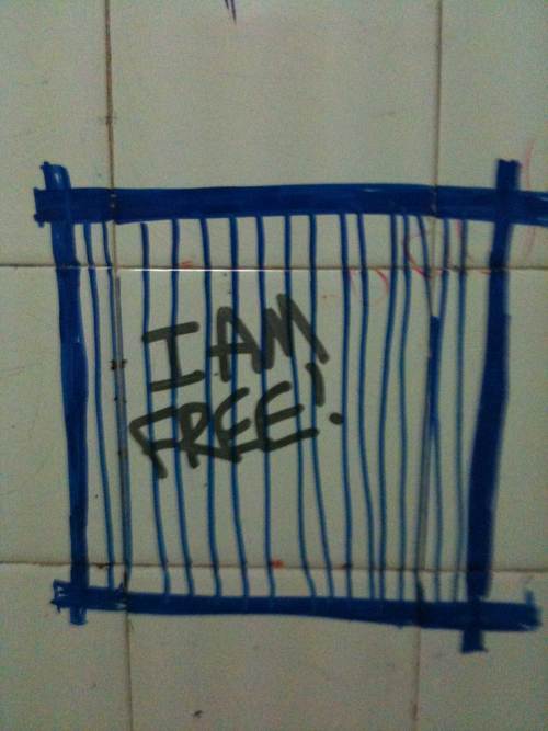 Nsmithies's profile picture. I am interested in art/sound/electronics/computers/machines/open source/philosophy/spirituality/food and drink/music/DIY - anyone can play