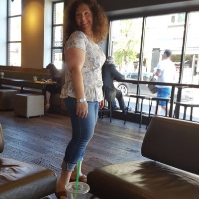 Reflexologist with a twist of Reiki Master Teacher. Following a healthy eating fitness lifestyle change.