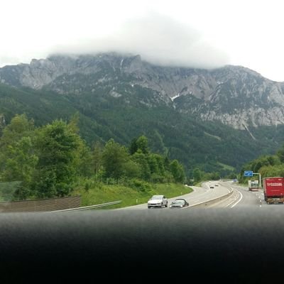 Mos3BNa's profile picture. LIFE'S SHORT. If you don't look around once in a while you might miss it