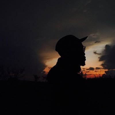 Abu_Bokang's profile picture. Make sure the headstone reads, He was a Gooner