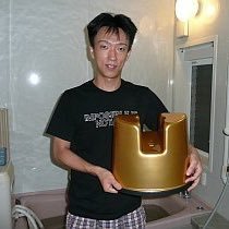 oi_tono_tatakai's profile picture. 何処にでも普段着で現れる40代後半男性（ほぼ不審者）