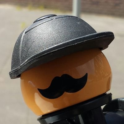 wizzledizzled's profile picture. Love For All The Beautiful Places In The World, Love To Travel, Love To Meet People And Other Cultures, Love Food And Drinks ... Love Life