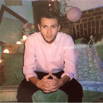Étudiant en économie - 20 ans - Ambition, entrepreneuriat, créativité