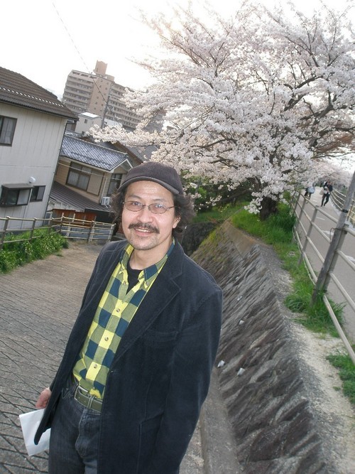 未来の地球、未来の人類、未来の日本、
みんなで良くしていきましょう。
昔の良さと、今の良さを集めてつないでいけば、
きっと答はみつかると・・・。
希望は強く持っています。あきらめません。