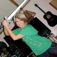 Becky (@papersaur) 's Twitter Profile