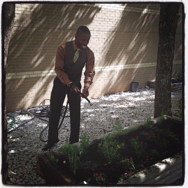 CheckronSwahili's profile picture. @Checkron | but in Swahili 😎