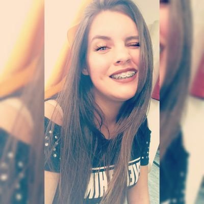 _karlademoura's profile picture. ✌✌❤