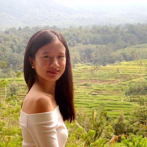 Luciawlli's profile picture. 