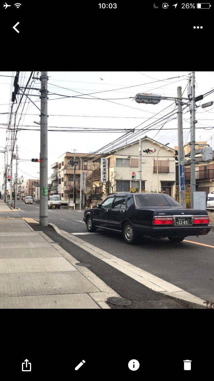 本業の仕事を減らしたはずなのに手間が減らないままみ9月経過。また明日から仕切りなおそう。おなかも空いたよ。ごはんは弁当率多め。♡やフォローは気付きで、賛意だけではない。ペンギンは朋友。電車とバスは移動手段で趣味の一環。U-Clubの成員でもある。