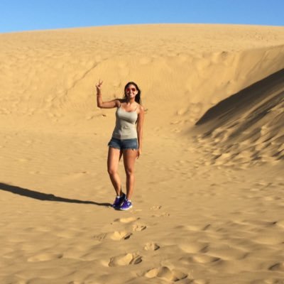 El límite lo pones tu. Es importante estar informado de todo lo ocurrido a tu nivel de interés.
