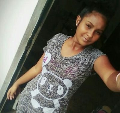 qveen_reena's profile picture. 