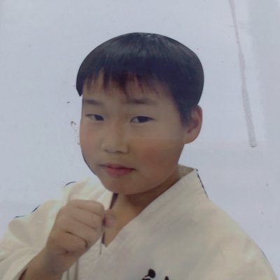 XxqkjamYrxEcpmT's profile picture. 戻したー  フォローよろしく！！！！