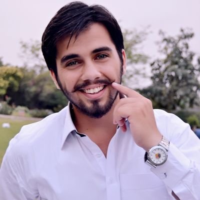 Nomimehsudd's profile picture. a day without laughter is a day wasted...