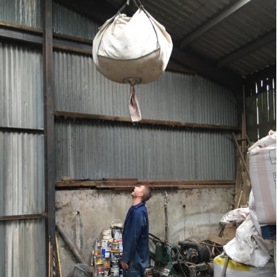 ol_wils's profile picture. 