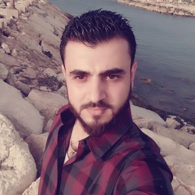 لست اخشى في حب الاسد مقتلي فالأسد عشقي والروح نادة ياعلي