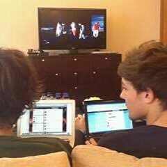 Directioner,Magcult (old&new ):),Mendes Army 💚...Promise 💚, LARRY IS REAL 💚💙...💙💙💙