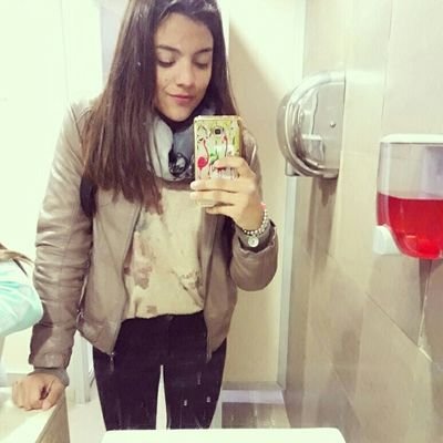 Insta: Loabarbera📷
1169802846👈❤
Escorpiana ♏
🌸16 años🌸