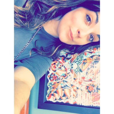 laurrb's profile picture. when the pimps in the crib ma