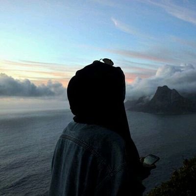 ChAnggikirana's profile picture. karena nyaman dapat melupakan diri jika dia hanya sebatas teman