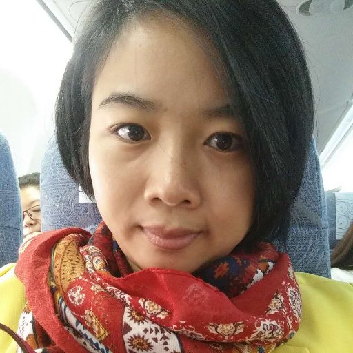 Susan Wong graduated from English department of Haerbin Normal University. Business department and importing is my target job at this momment.
