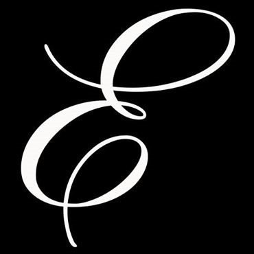 Intricately hand painting kitchens and transforming homes for over 20 years. We also create original, bespoke abstract art to compliment your interior.
