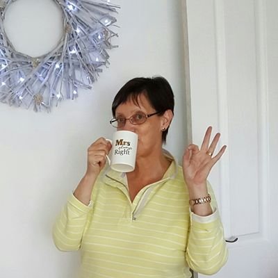 JoyceRaw1's profile picture. Oracle, mentor, carer, blogger, love food, baking, music, crafts, books, art, interiors & gardens.  Love life & family - one lucky lady!