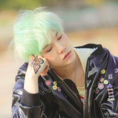 The Dead Leaves fall down like tears | Bangtan es mi vida | Monsta x ❤ - NCT ❤ - 24K ❤
