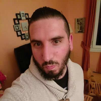 DarkSeeder92's profile picture. Sports rugby