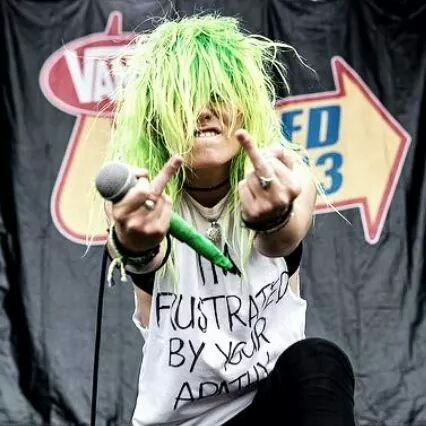 JenGLB's profile picture. they'll only see your worth once you're fucking gone.